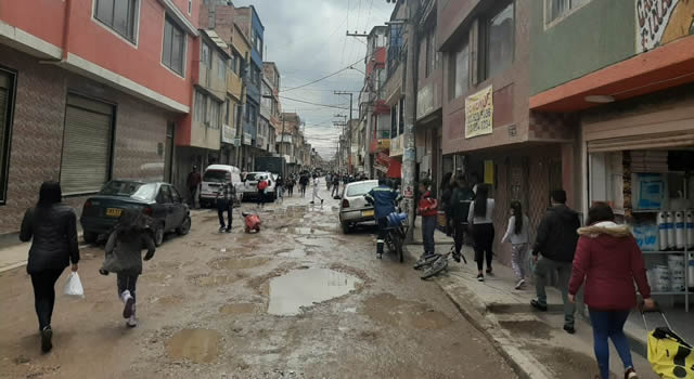 Una calle de Soacha en pleno toque de queda