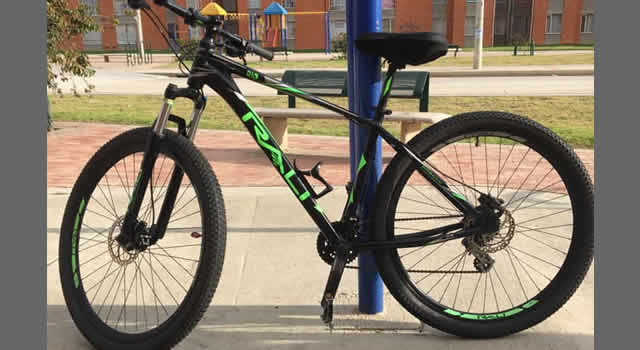 Cinco sujetos lo abordaron y le robaron la cicla en Soacha