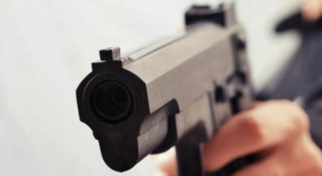 En medio de un juego, niño se dispara con arma traumática en Bogotá