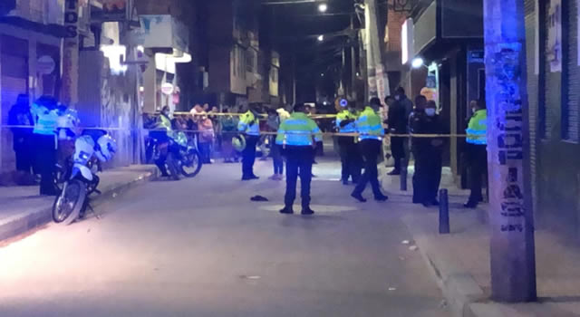 Ataque con granada en Bogotá deja dos soldados heridos
