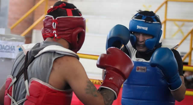 Muay Thai y kickboxing en Soacha, coliseo León XIII