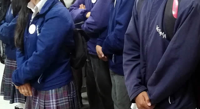 Alcaldía y policía poco hacen por proteger a estudiantes del colegio San Mateo de Soacha