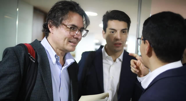 Petro nombra a Alejandro Gaviria como nuevo ministro de Educación