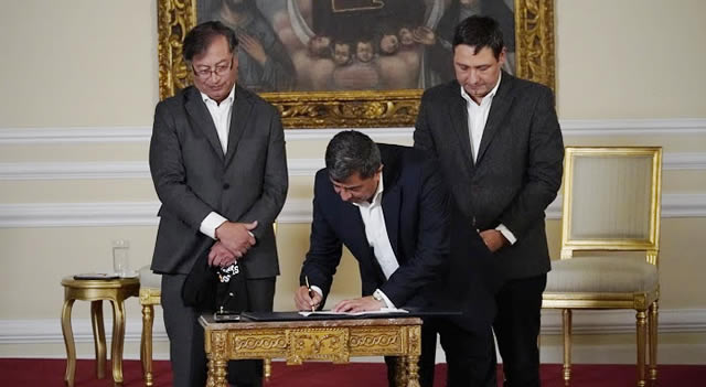 Exalcalde de Fusagasugá, César Manrique, se posesionó como nuevo director del DAFP