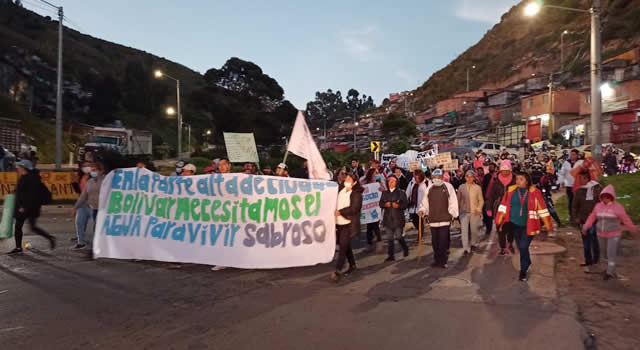 Protestas en Ciudad Bolívar por falta de agua afectaron movilidad de Transmilenio