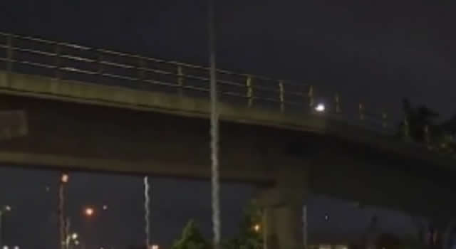 Asesinan a hombre de 35 años por robarle la patineta en puente de la calle 26 de Bogotá