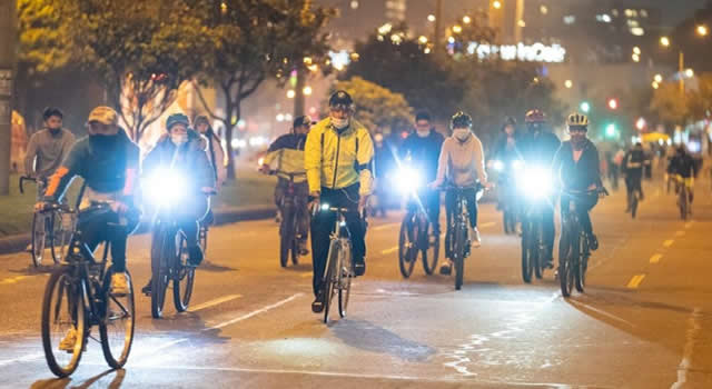 Esta noche hay ciclovía nocturna en Bogotá