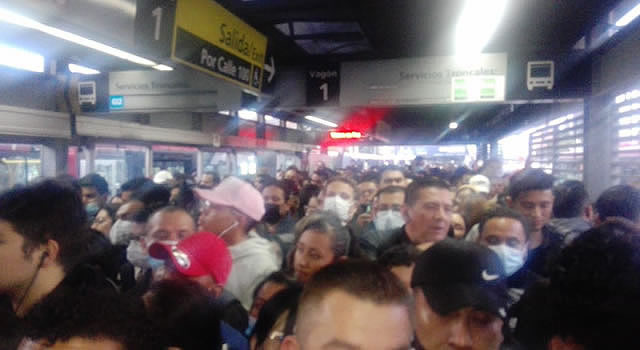 Aglomeraciones y malestar de los usuarios por cambios en rutas de Transmilenio en Soacha