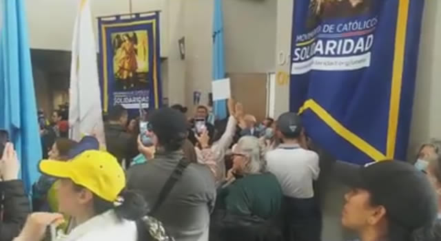 Católicos pidieron restablecer el oratorio del aeropuerto El Dorado