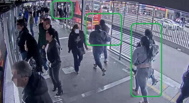 Policía capturó a 13 venezolanos que robaron en Transmilenio, pero juez los dejó libres