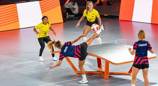 La actividad que nació en el país de Hungría está tomando fuerza entre los habitantes de la Sabana Centro desde que hay una mujer que práctica el deporte de Teqball en Zipaquirá y actualmente forma parte de la Selección Nacional.