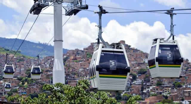 Grabación de video porno en el Metrocable de Medellín