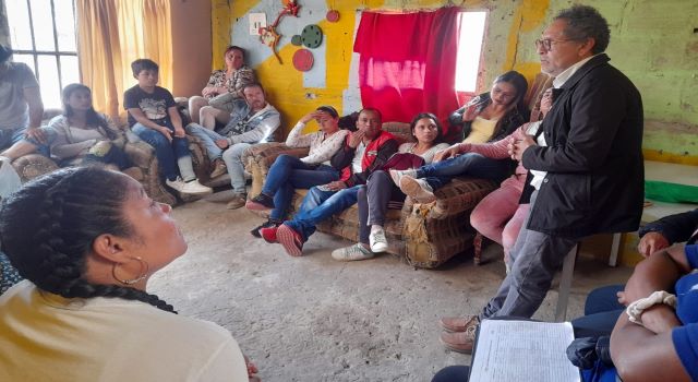 biblioteca-vuelos-de-mariposa-de-mayo-comunitaria-popular