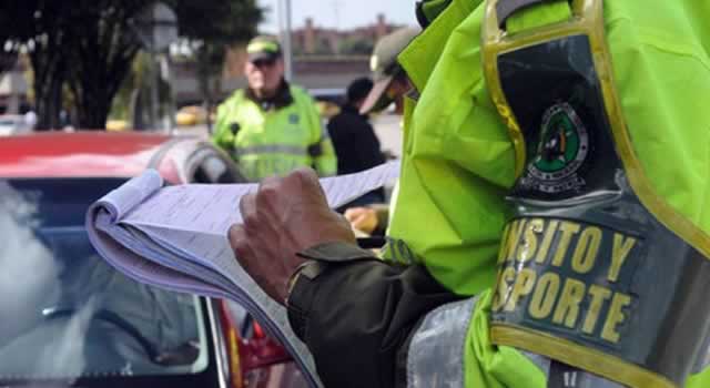 Se reportan cerca de 200 comparendos pedagógicos por incumplimiento del pico y placa en Bogotá