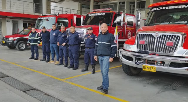 Plantón nacional por los derechos de los bomberos de Colombia