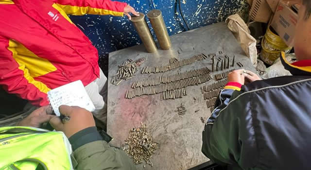 En bodega de reciclaje encontraron material de guerra en Bogotá ¿Cuál era el destino?