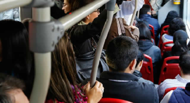 Cayó un acosador de mujeres en la estación de Transmilenio NQS