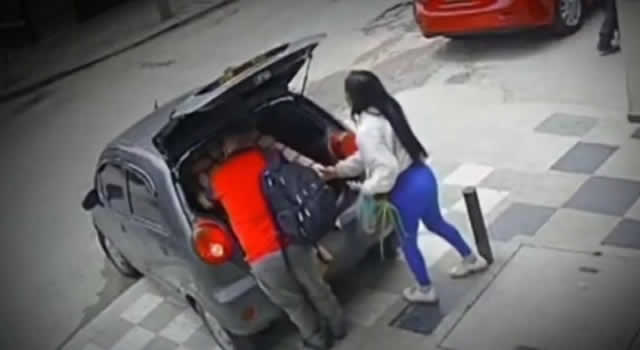 Millonario robo en Engativá