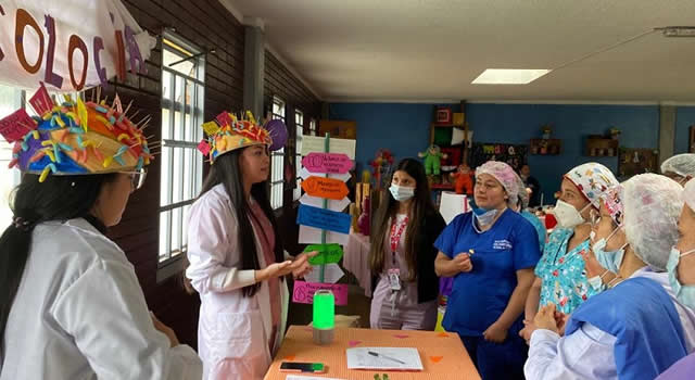 Feria de servicios en el Centro Femenino Especial de Sibaté