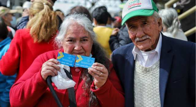 Nueva jornada para entrega de tarjetas canjeables por alimento en el municipio de Soacha