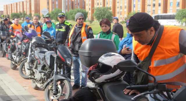 Policía realizó ‘marcatón’ de motocicletas en el municipio de Soacha