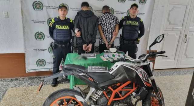 Caen dos ladrones dedicados al hurto en establecimientos comerciales de Bogotá