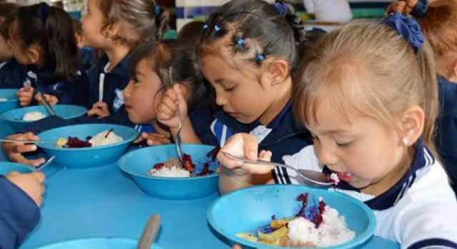 Gustavo Petro habló del Plan de Alimentación Escolar