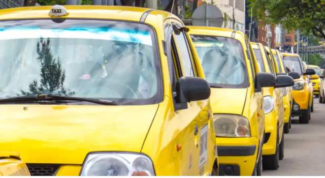 Paro de taxistas este miércoles 9 de agosto por exagerado aumento en el precio de la gasolina