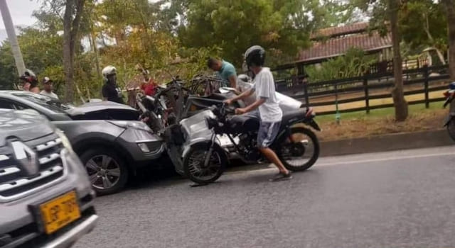 accidente de tránsito en una vía principal de Antioquía