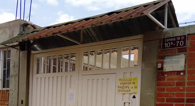 Cerraron un colegio público de Soacha, cientos de niños sin clases y nadie responde