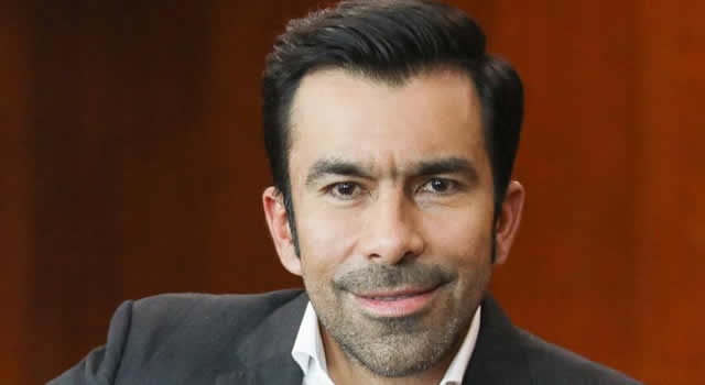 Jorge Rey bajo la lupa por acusaciones de doble militancia