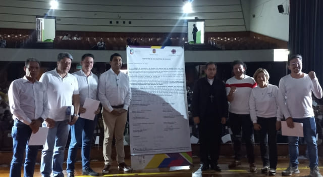Perico se unió al Pacto Por la Paz