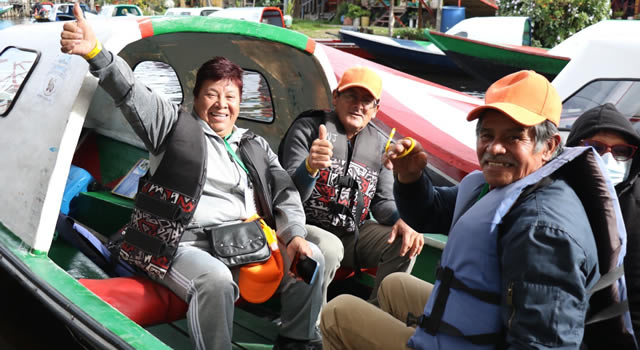 Adultos mayores de Tocancipá están en Ecuador, viven su primera experiencia internacional