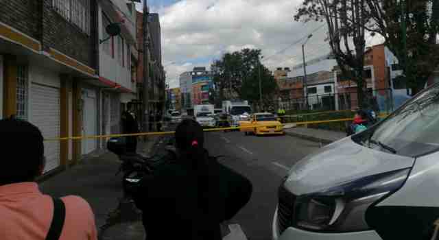 Encontraron a un taxista muerto al interior de su vehículo