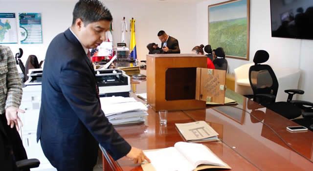 Avalan 48 hojas de vida para continuar proceso de elección de nuevo director de la CAR