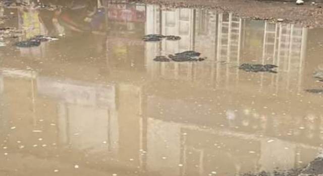 Calles inundadas en el barrio Danubio en Soacha