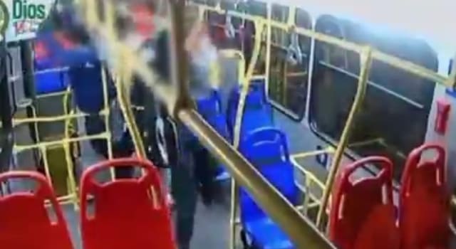Menores involucrados en el hurto a pasajero del SITP fueron entregados a la Policía