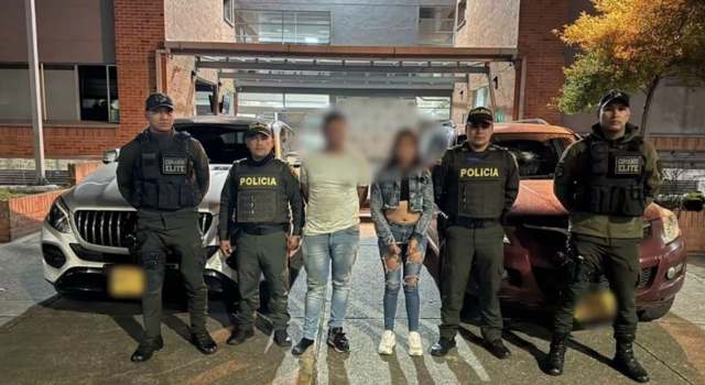 Pareja armada hurtó el vehículo de un ciudadano en Kennedy, autoridades lo capturaron minutos después