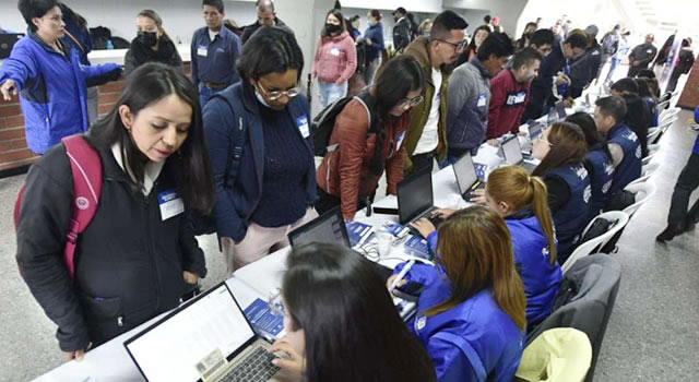 Empleo en Bogotá, hay más de mil oportunidades laborales disponibles