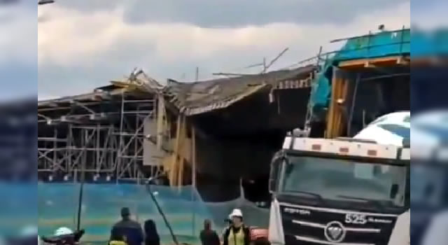 Se desplomó parte de la estructura del puente de la calle 127 con Boyacá