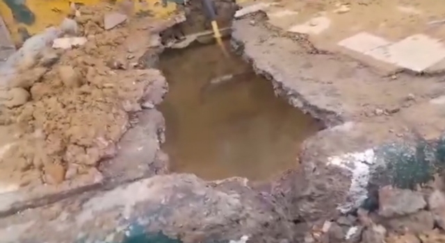 Daño en la red de acueducto en el barrio Pradera de Soacha