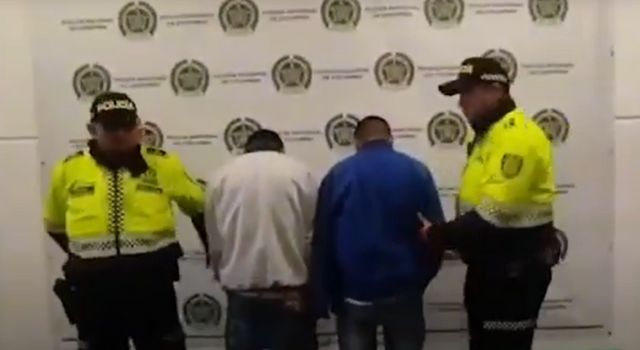 Dos hombres capturados en Ciudad Bolívar luego de hurtar una motocicleta