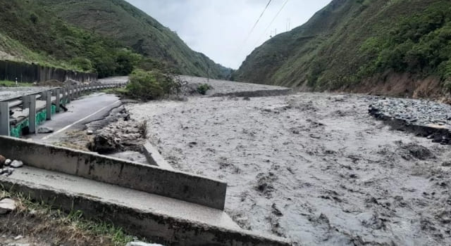 creciente de la Quebrada Quetame