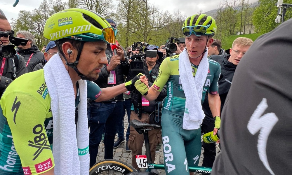 Daniel Felipe Martínez fue segundo en la etapa de hoy del Giro de Italia