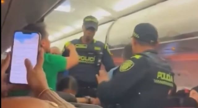 agredieron a dos policías en el aeropuerto El Dorado