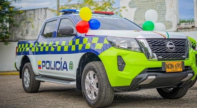 Entregaron tres camionetas y 10 motocicletas al comando de Policía de Girardot