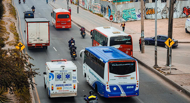 Continúa estudio para garantizar la continuidad del transporte público de pasajeros en el corredor Soacha-Bogotá -Soacha