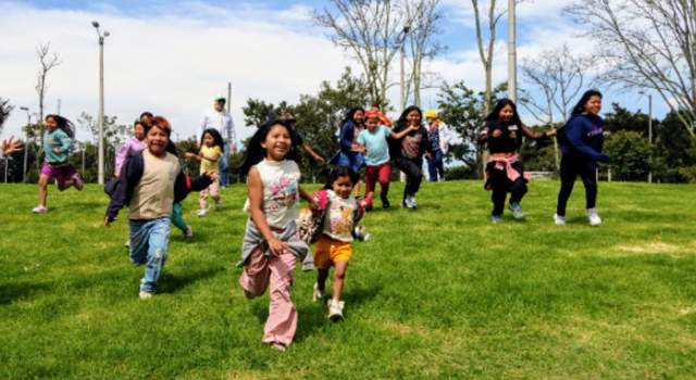 Con nuevas acciones de protección para la niñez Emberá, Bogotá abre espacios que buscan transformar la vida de decenas de niñas, niños y adolescentes que enfrentaban riesgos en los asentamientos.