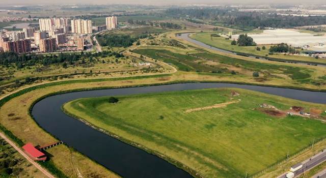 Corre por el Río Bogotá y sé parte de la primera carrera atlética que celebra su día. La CAR invita a los ciudadanos a un evento que mezcla deporte y la conciencia ambiental.