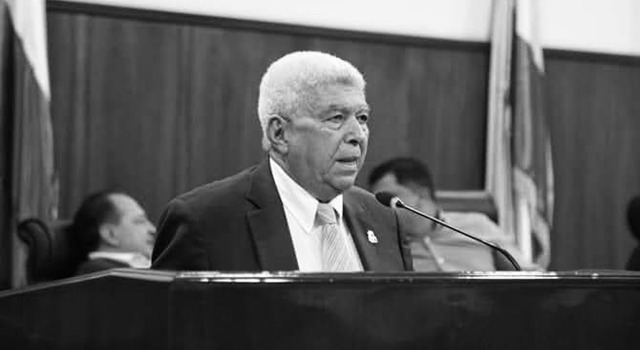 Falleció exalcalde de La Palma, Adrián Tovar Espitia, quien lideró el municipio durante dos periodos y es recordado como uno de los mandatarios más comprometidos con su comunidad.